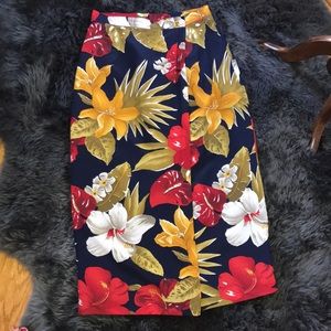 High waisted silk skirt by Jones New York vintage